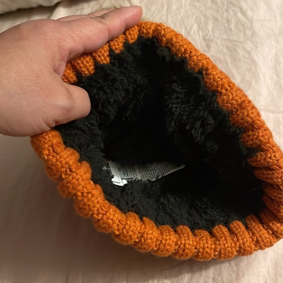 BEANIE - Picture 3 of 4